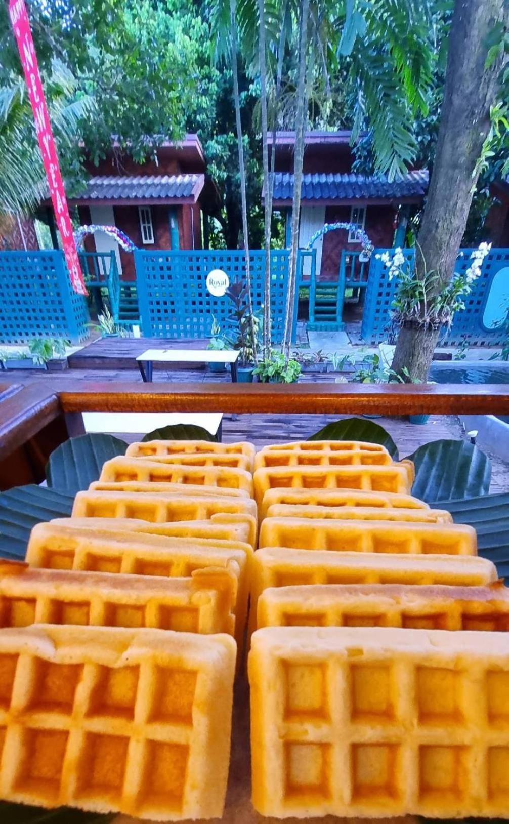 The Royal Bamboo Lodges - Sha Certified Khao Sok National Park Dış mekan fotoğraf