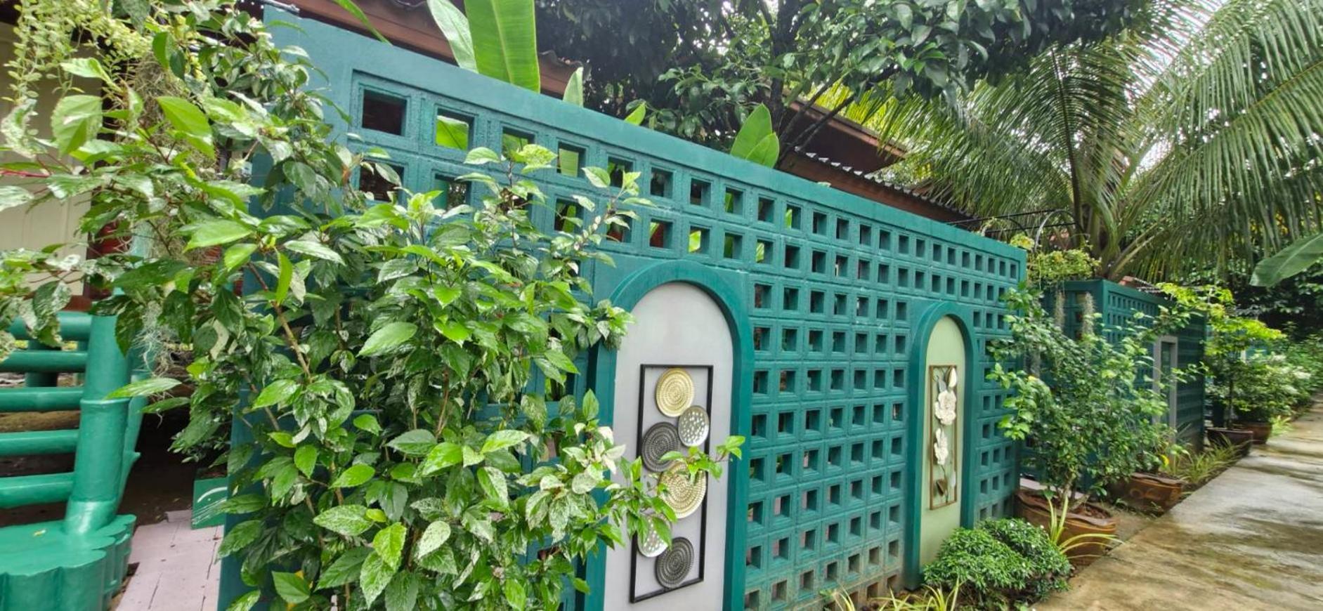 The Royal Bamboo Lodges - Sha Certified Khao Sok National Park Dış mekan fotoğraf