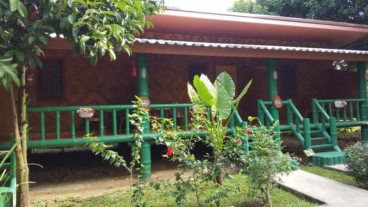 The Royal Bamboo Lodges - Sha Certified Khao Sok National Park Dış mekan fotoğraf